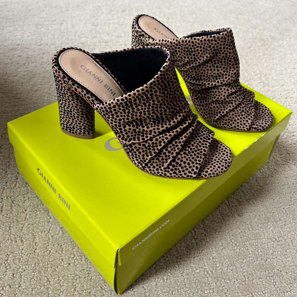 Gianni Bini Korran Heels in Women’s Size 5